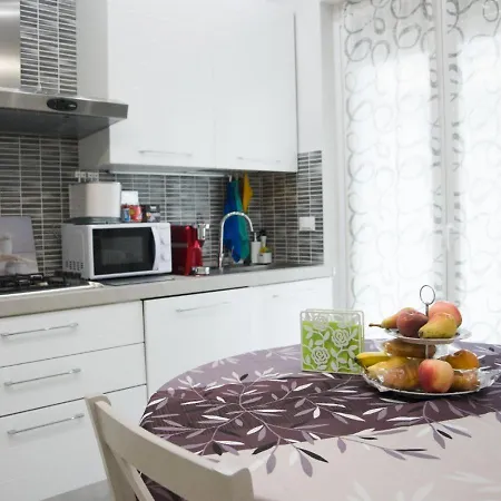 Luminoso A San Martino Апартаменты Генуя